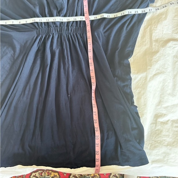 TRINA TURK Ruched V Neck Tunic Top Dress Beach Swim Cover Navy Size 8 - Picture 8 of 9